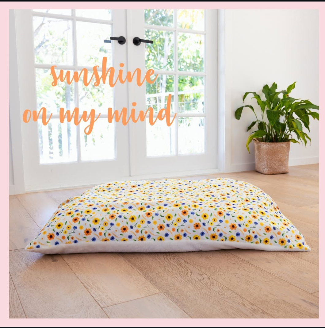 Sunshine on my Mind - Cosy Cloud Dog Bed